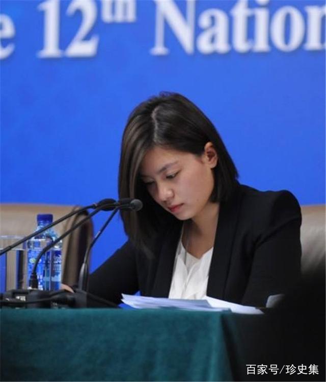 中國(guó)外交部,竟然連女翻譯的顏值都這么高?一瞥驚鴻